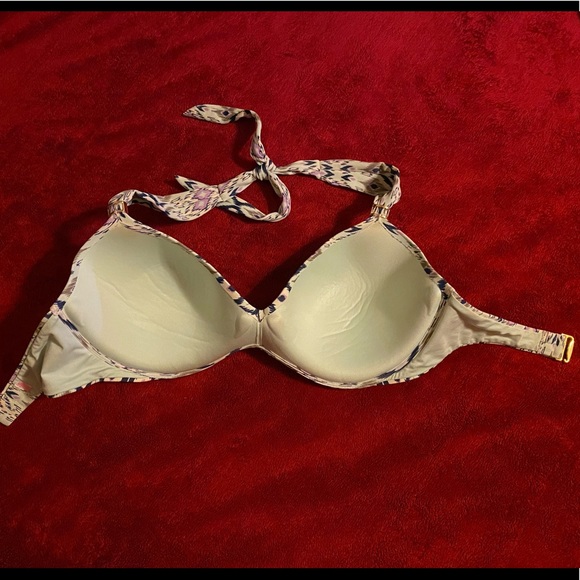 FREE SHIPPING - Victoria’s Secret Swim Top - Picture 2 of 4